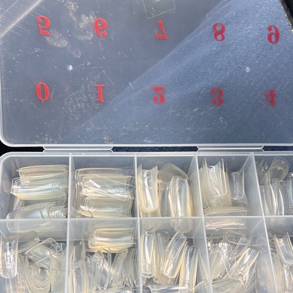 Clear Nail Tips Set